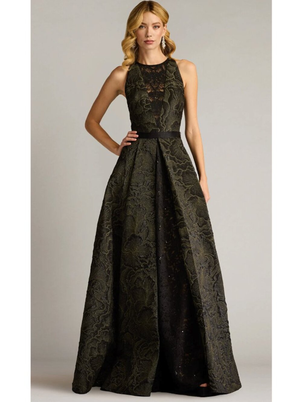 Tadashi Shoji - Darana Floral Jacquard Sleeveless Gown Black Gold Size 4
